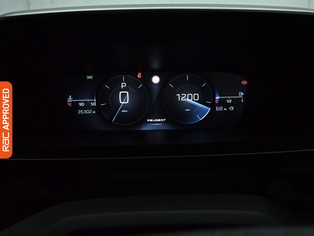 Peugeot 308 view 11