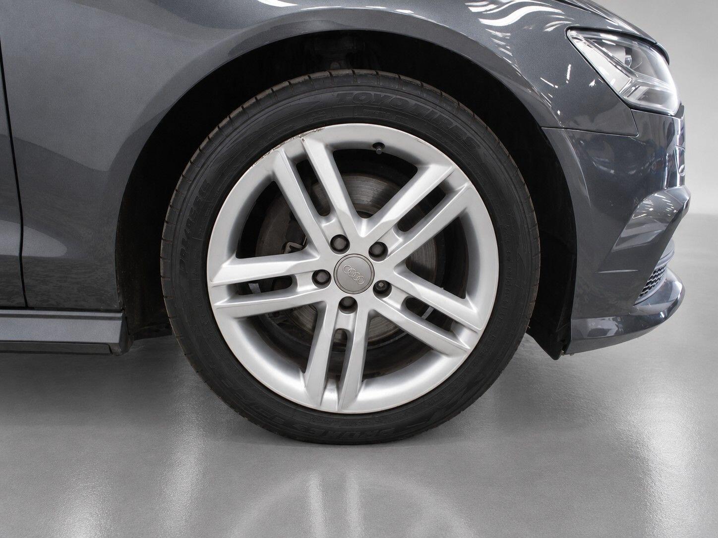 Audi A6 view 59
