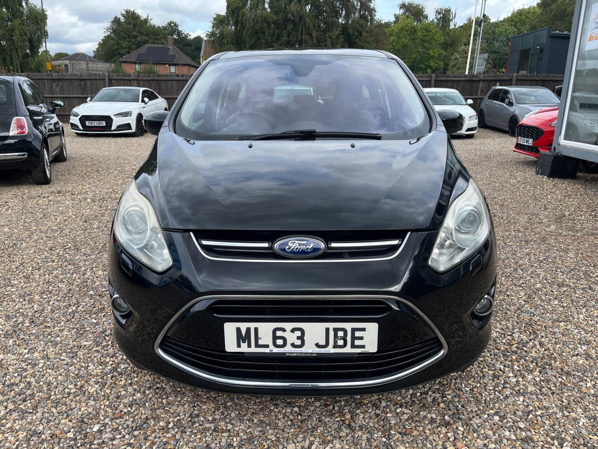 Ford C-Max view 2