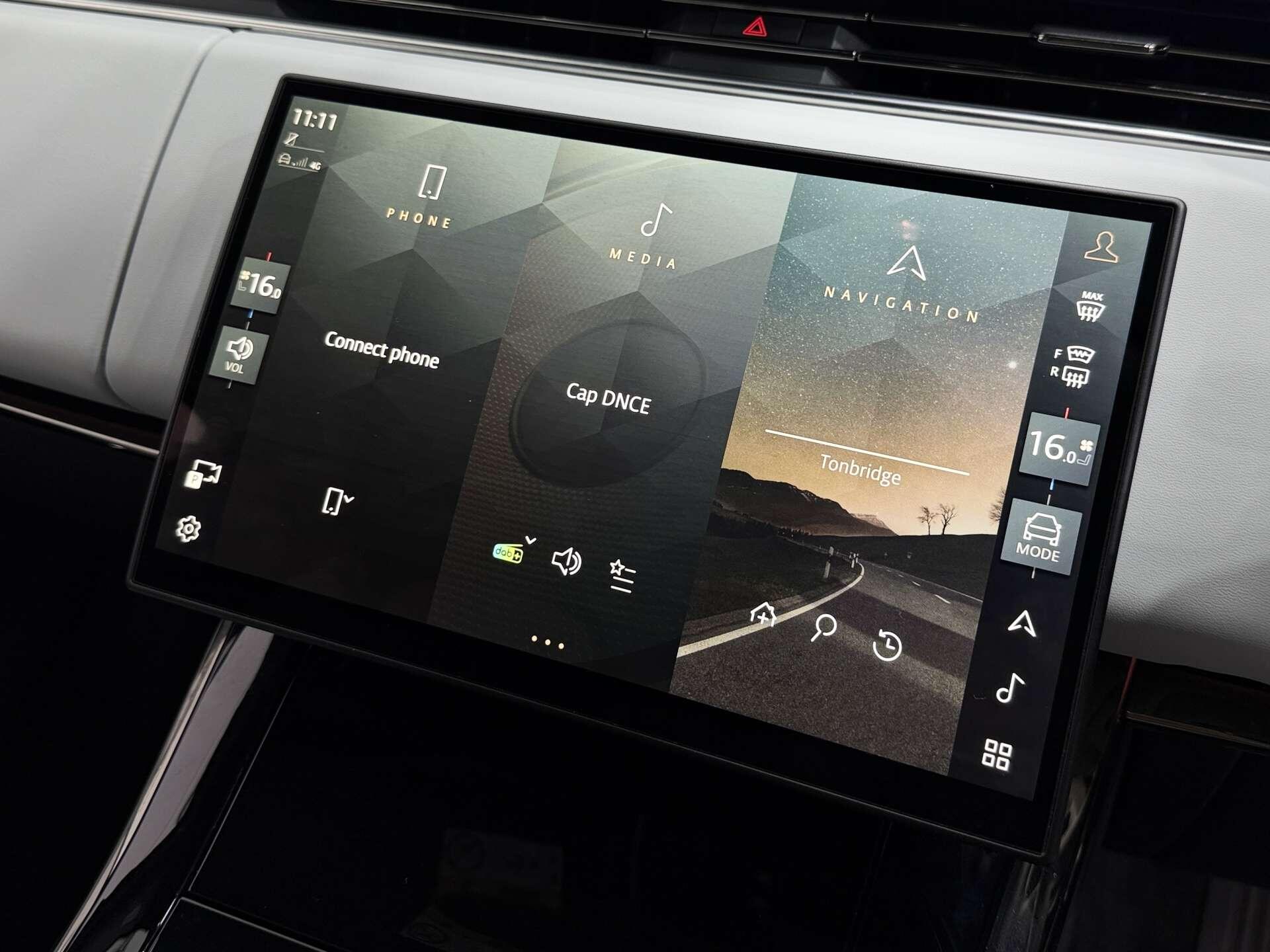 Land Rover Range Rover Sport view 42