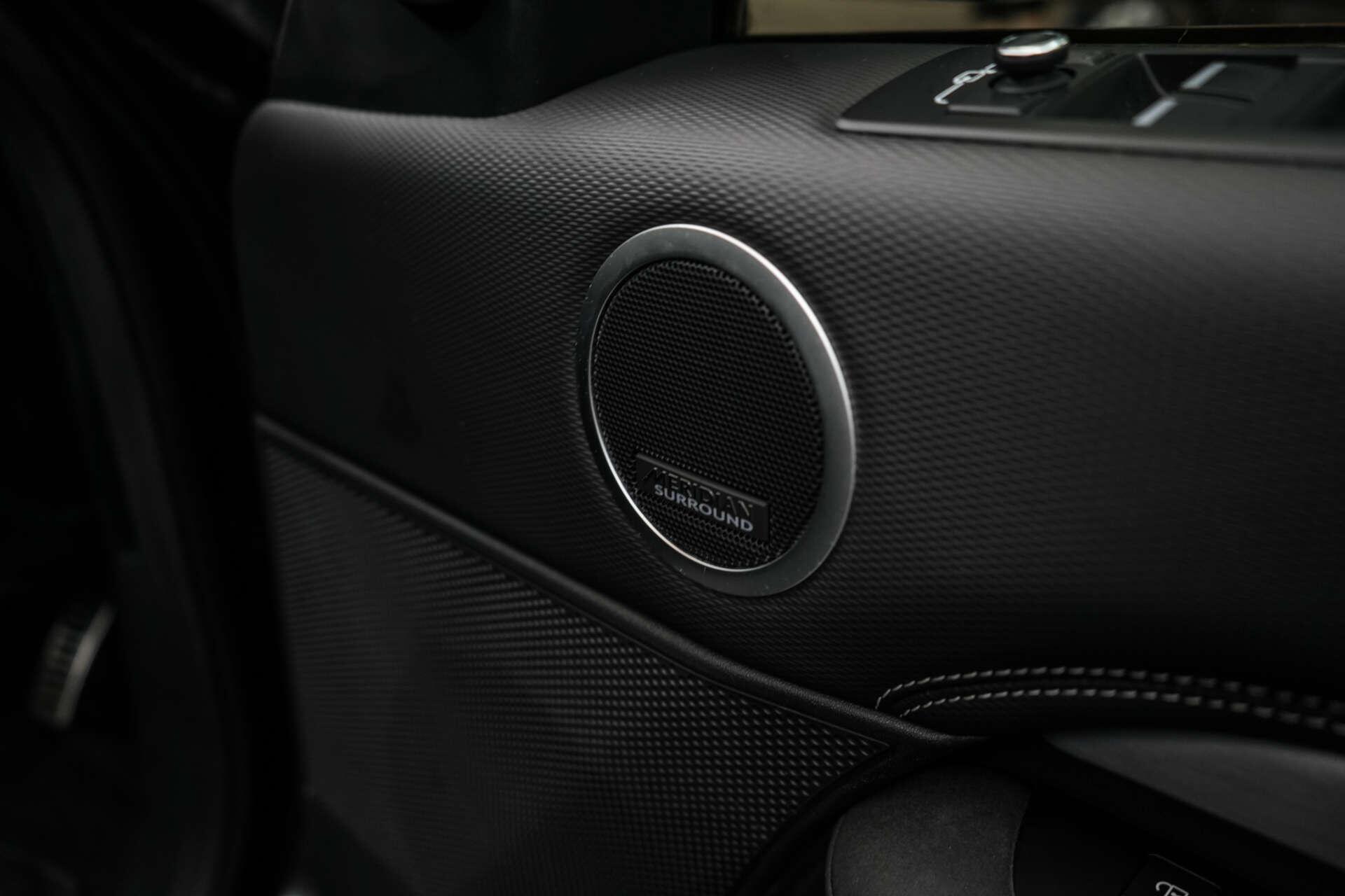 Land Rover Discovery view 18