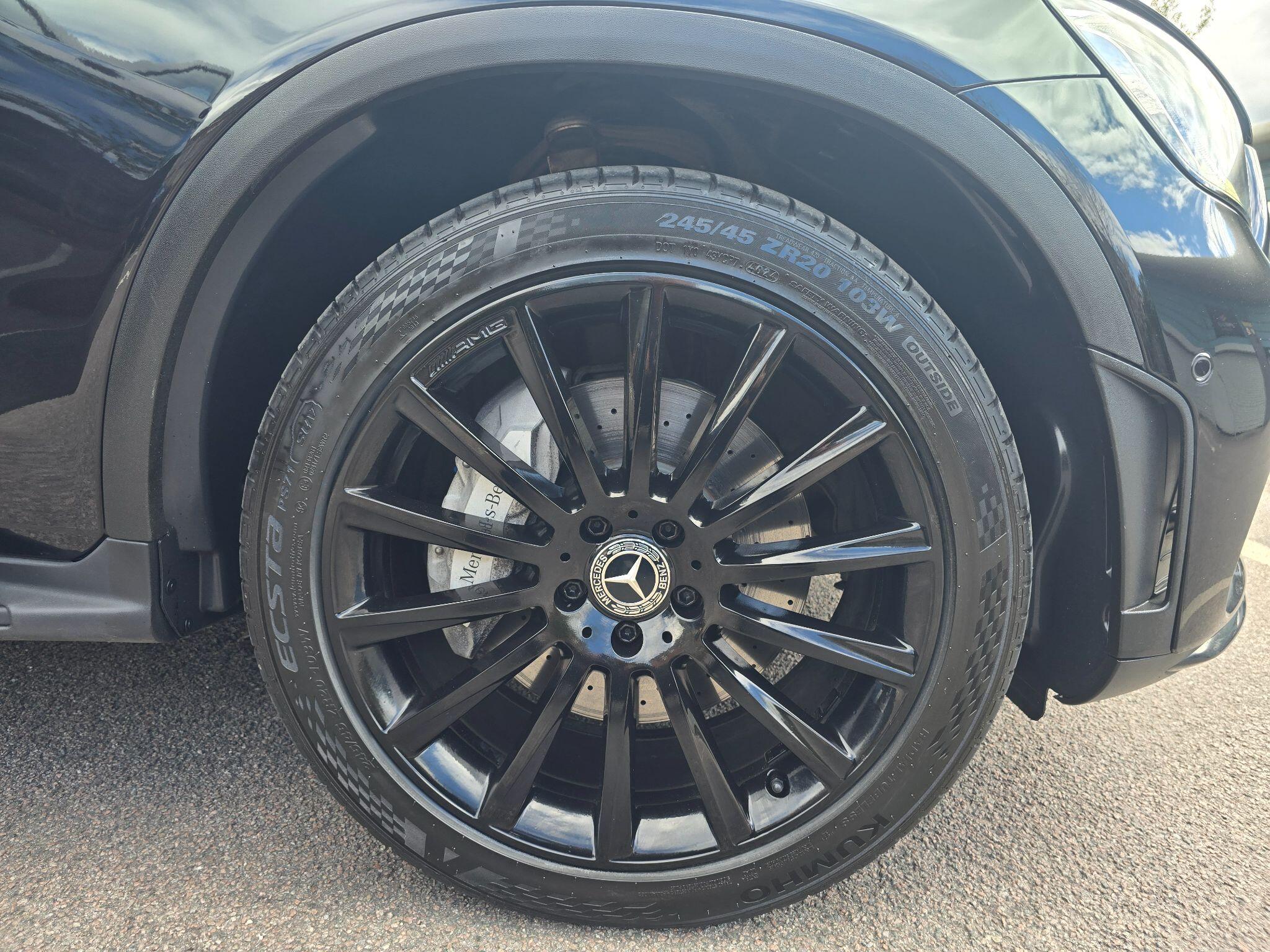 Mercedes-Benz GLC view 73