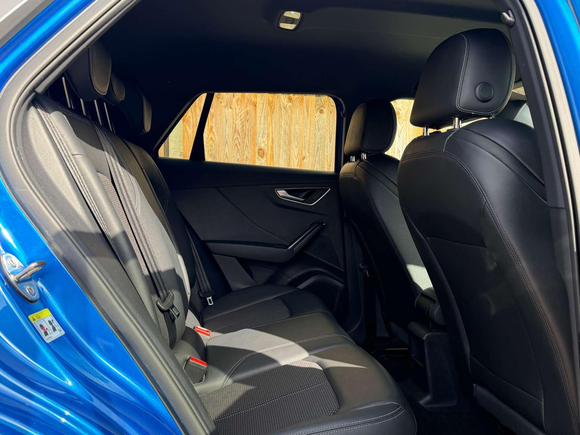 Audi Q2 view 21