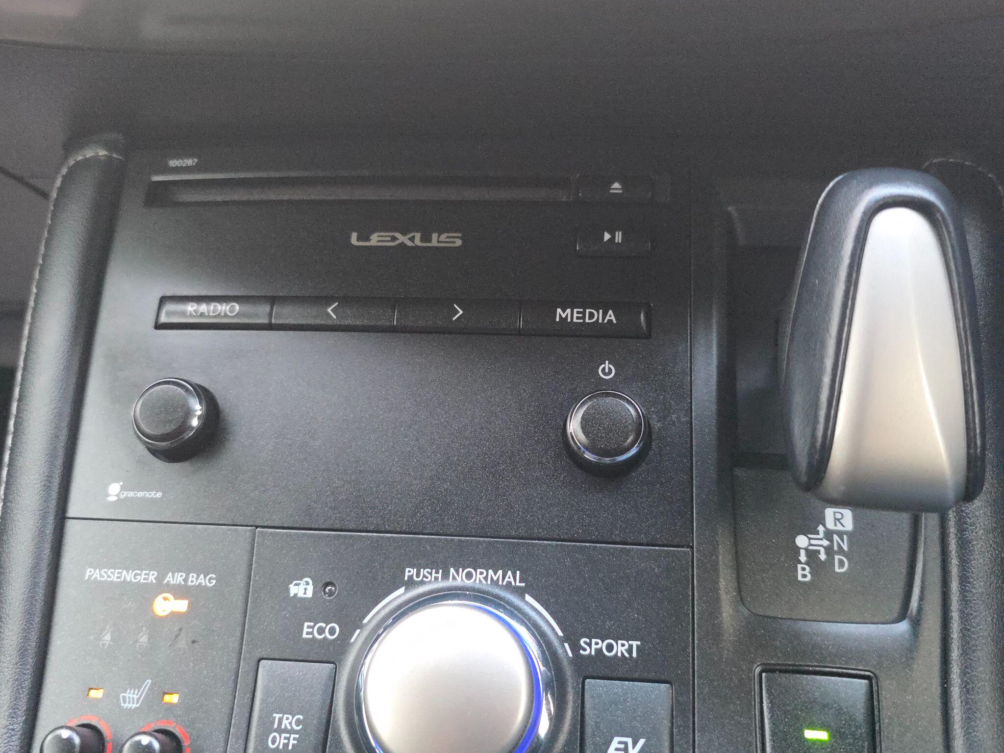 2015 Lexus CT image 99