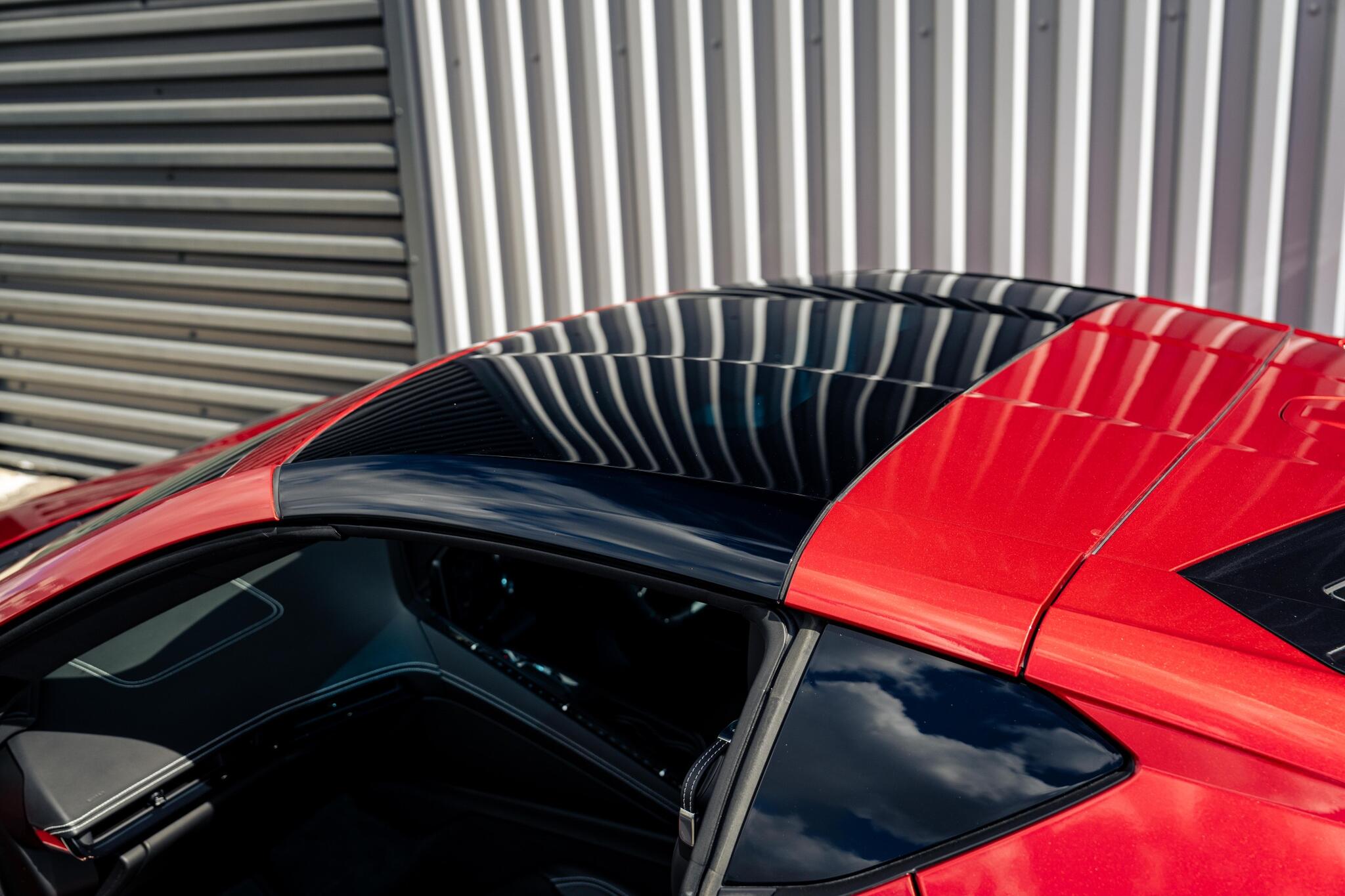 Chevrolet Corvette view 11