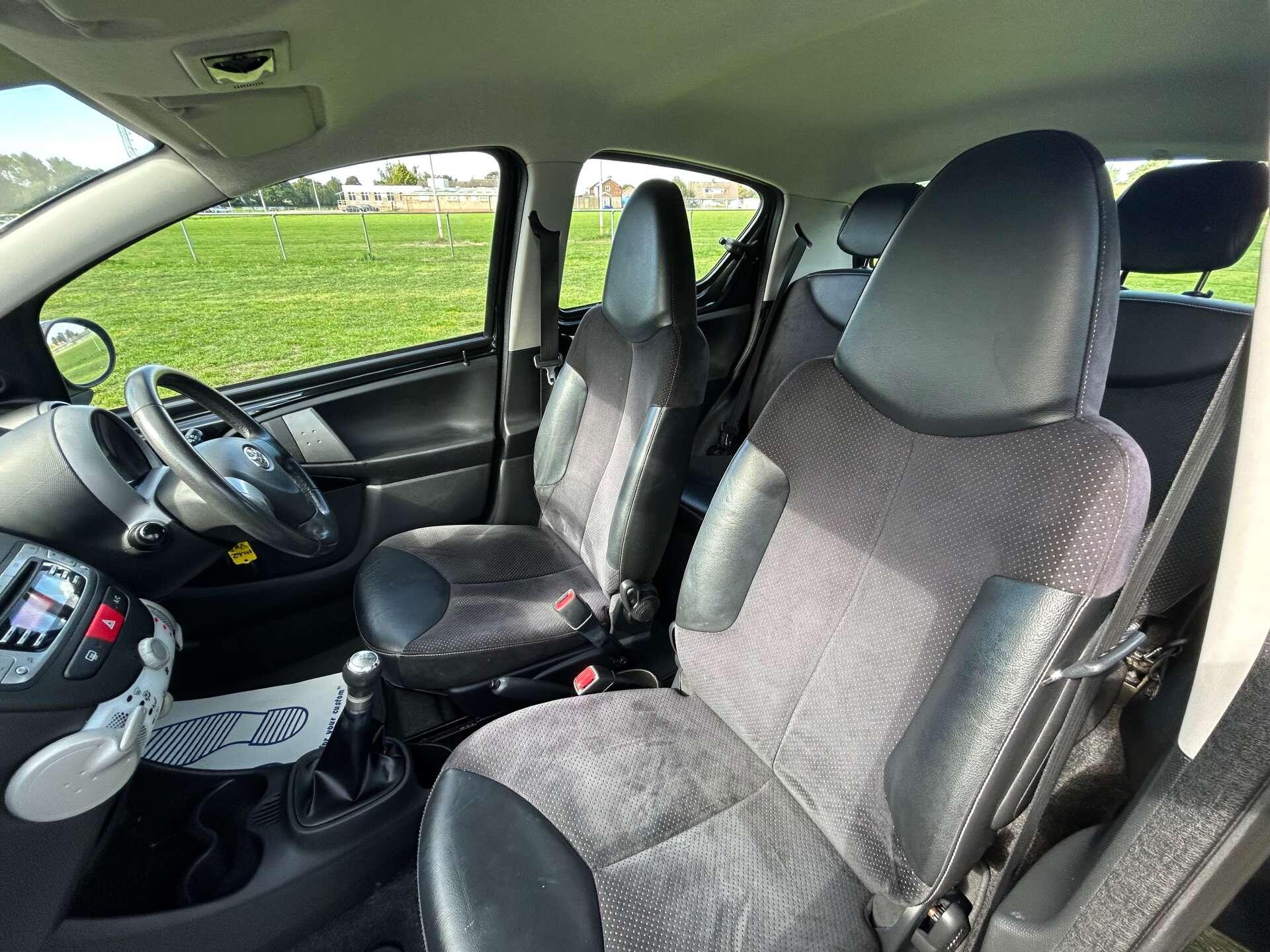 Toyota Aygo view 31