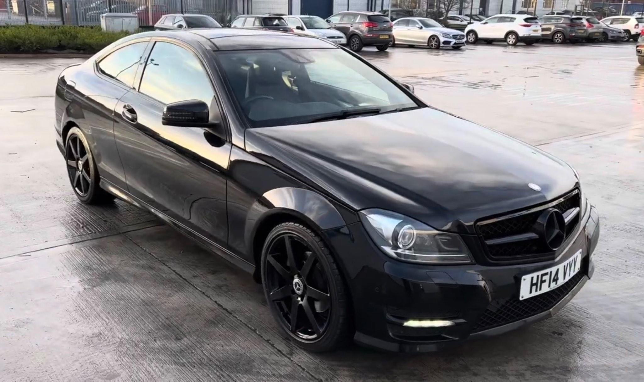 Mercedes-Benz C-Class view 8