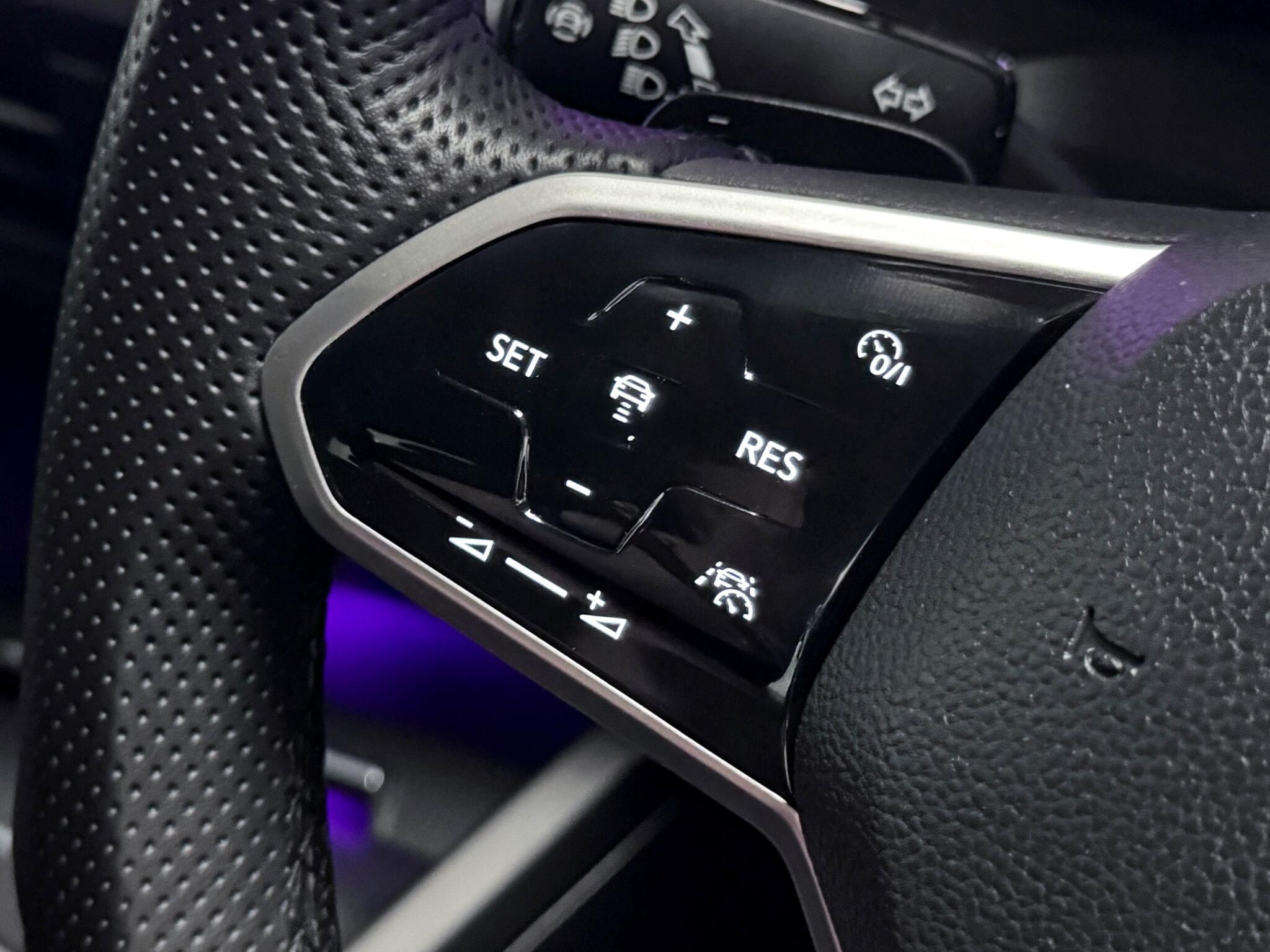 Volkswagen Golf view 27