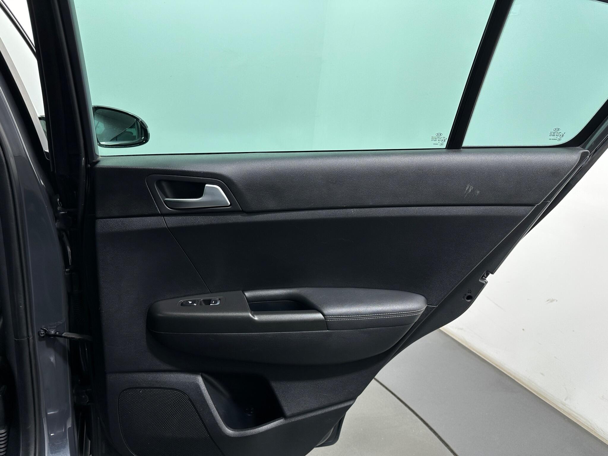 Kia Sportage view 44