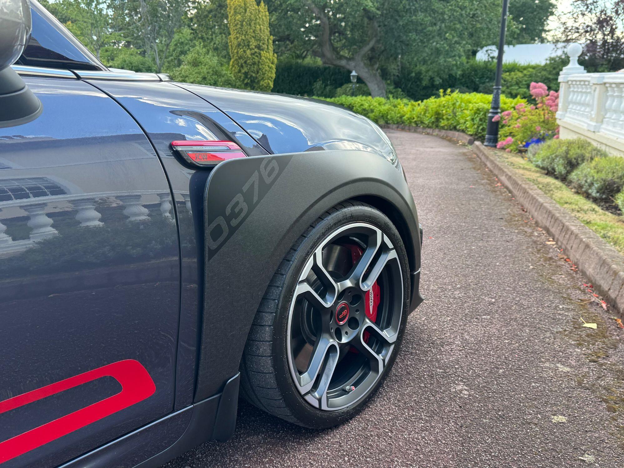 Mini Cooper view 15
