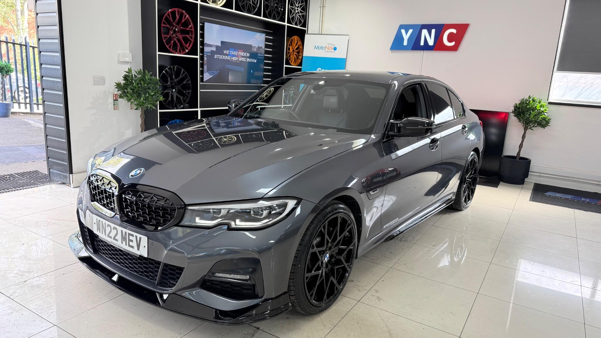 BMW 3 Series view 49