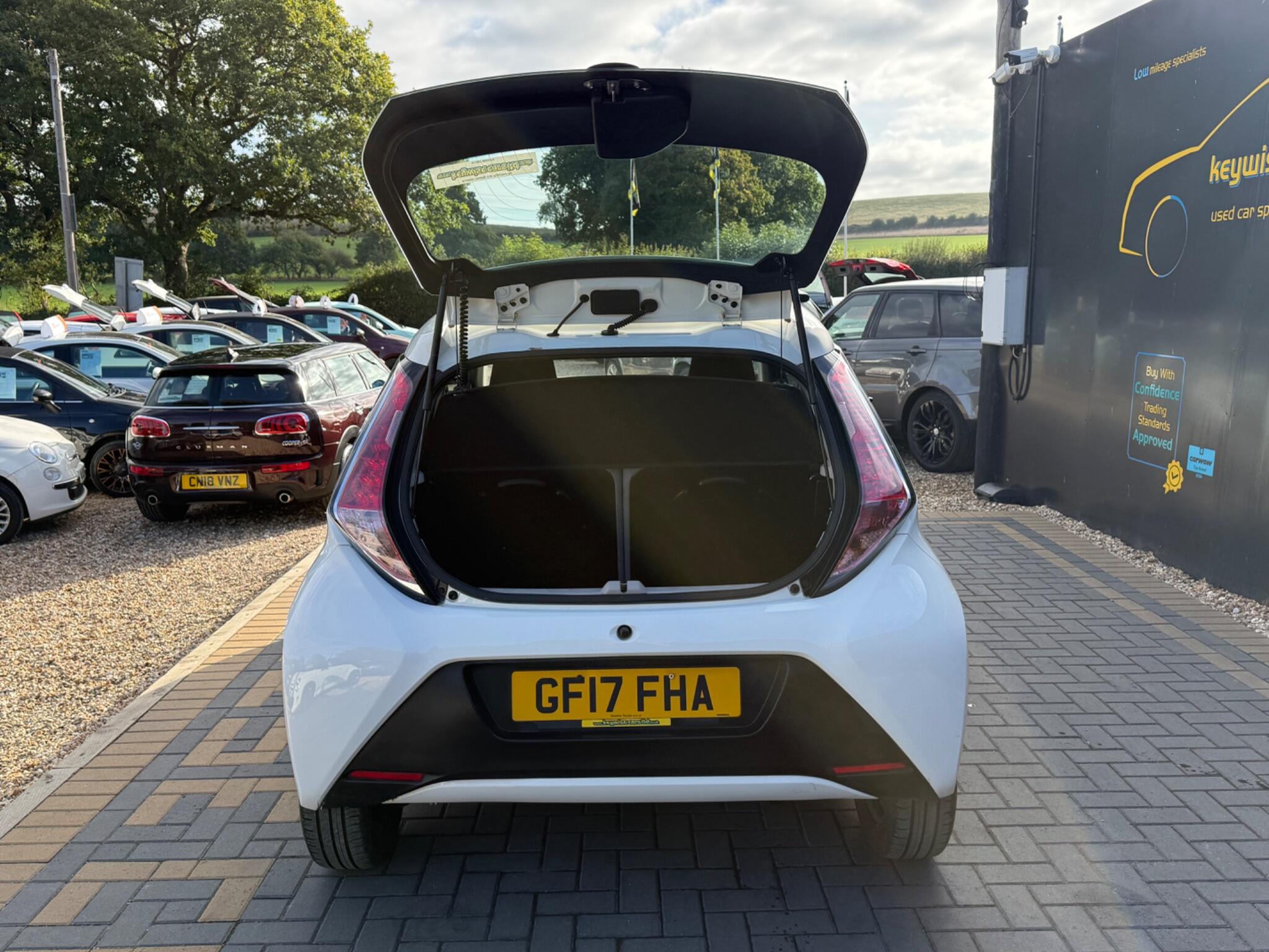 Toyota Aygo view 36