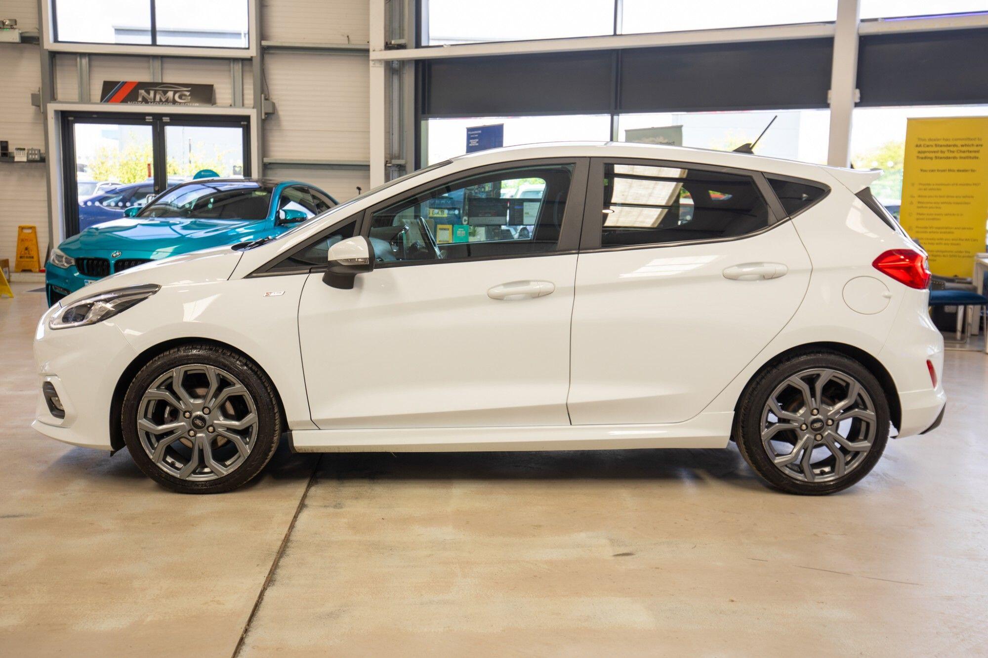 Ford Fiesta view 11