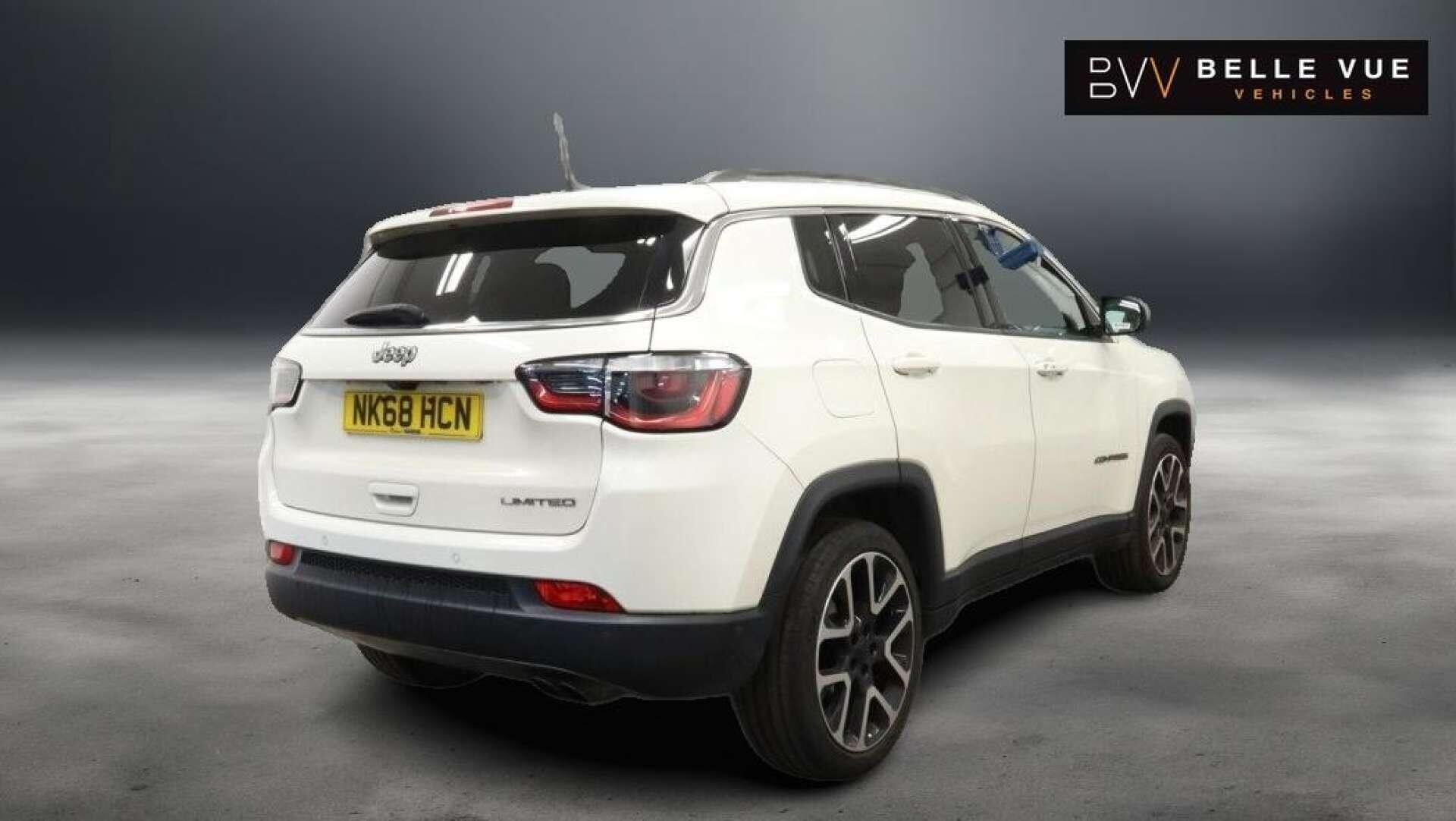 Jeep Compass view 4