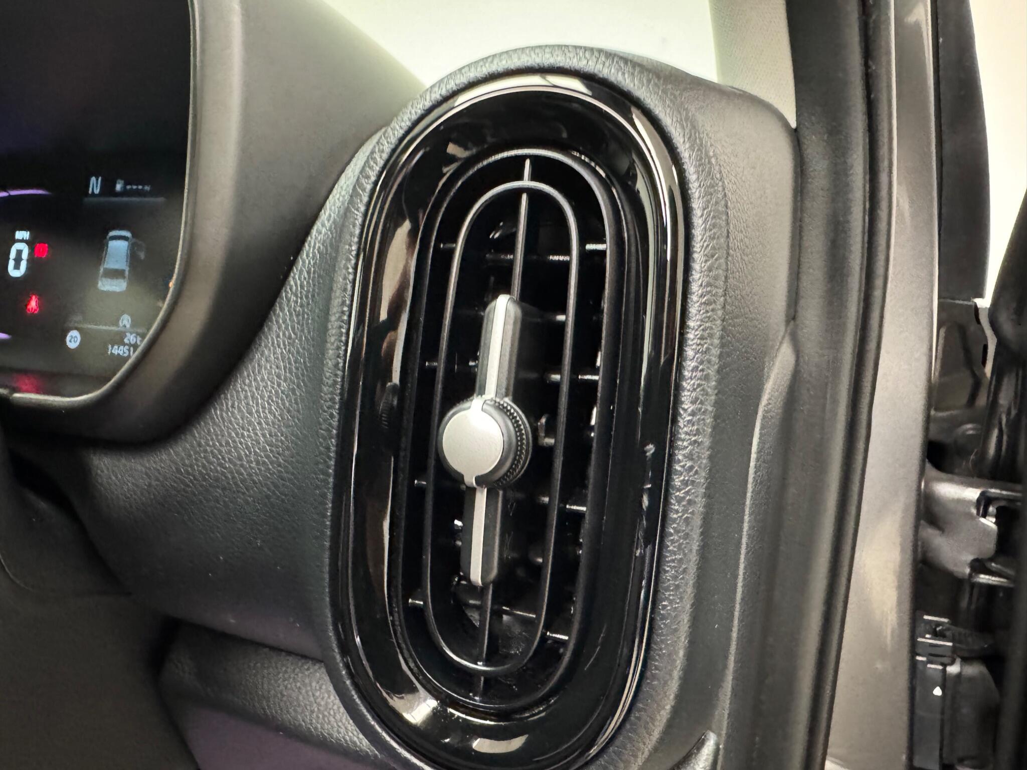 Kia Picanto view 8