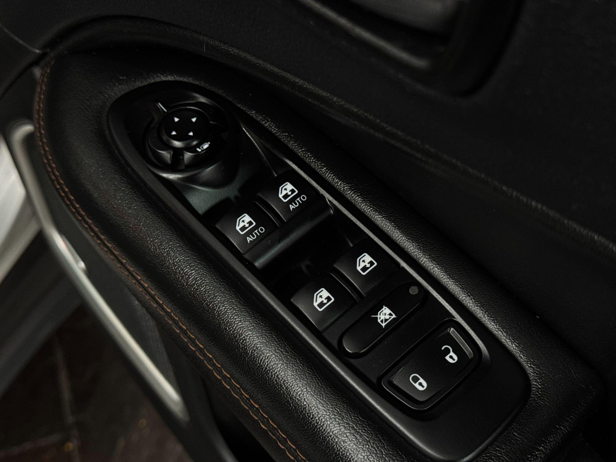 Jeep Compass view 27