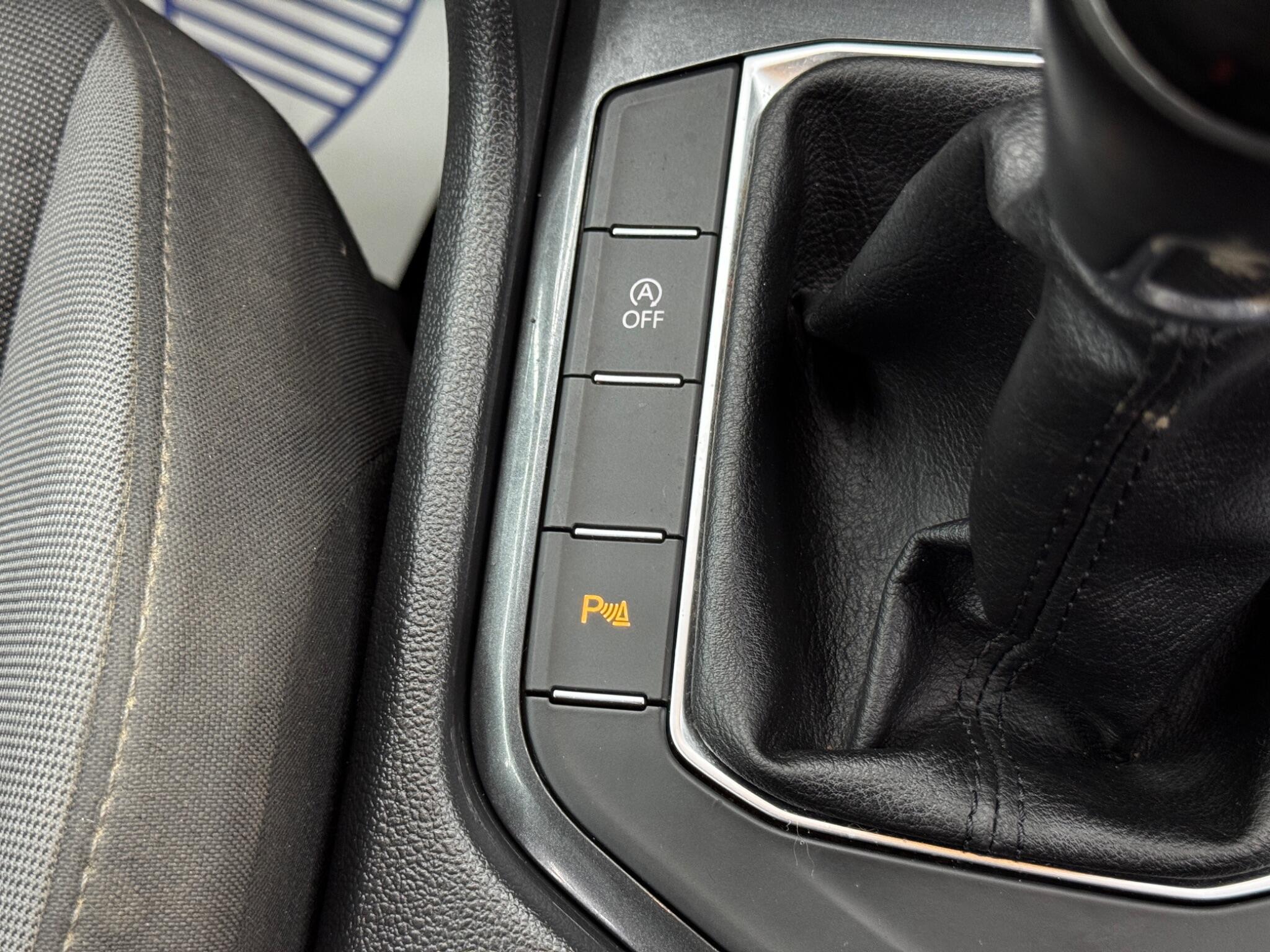 Volkswagen Tiguan view 28