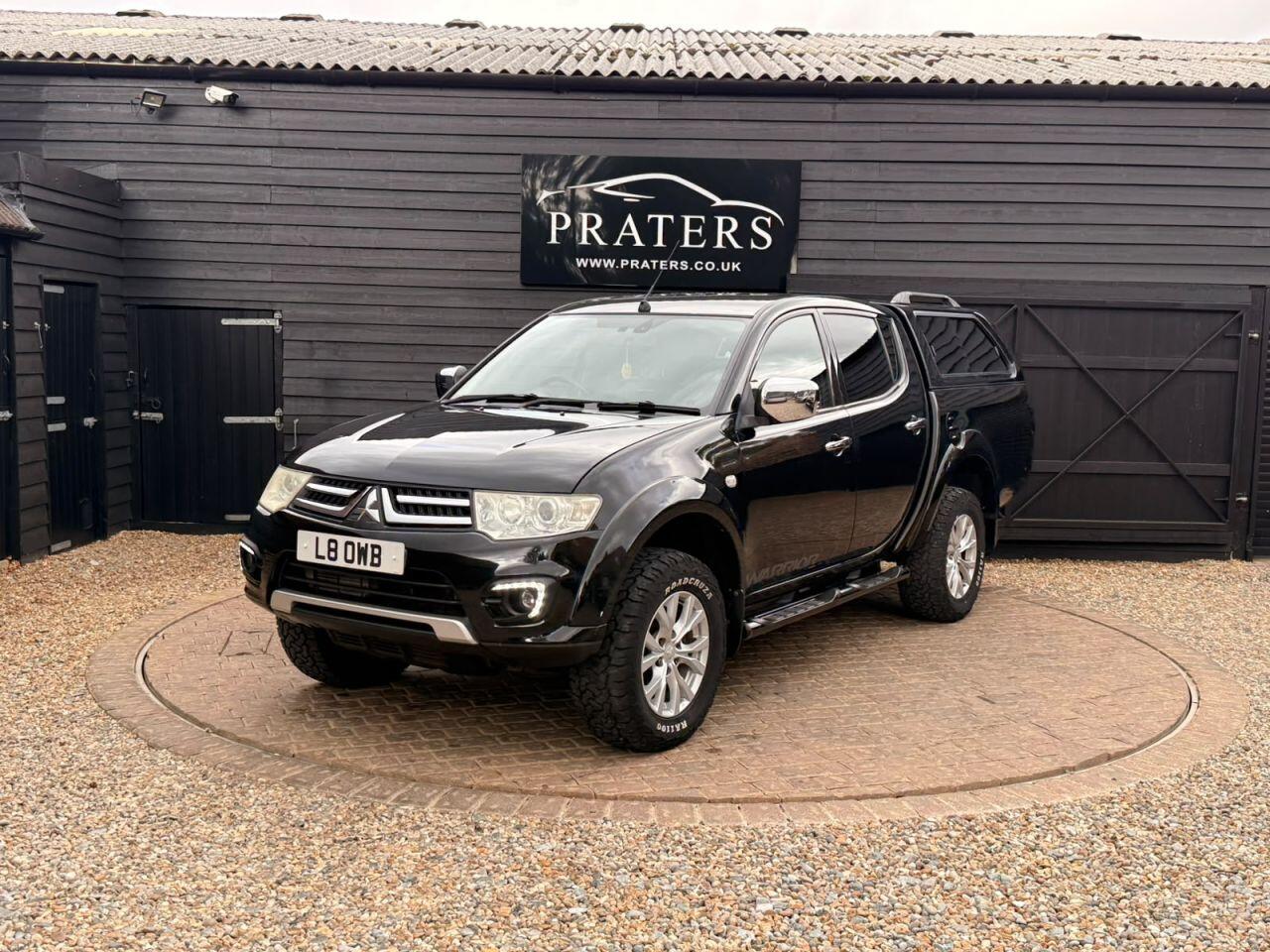 Mitsubishi L200 view 2