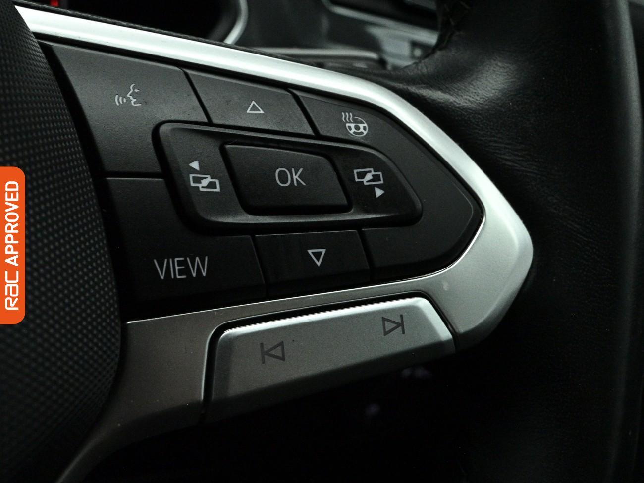 Volkswagen Tiguan Allspace view 29