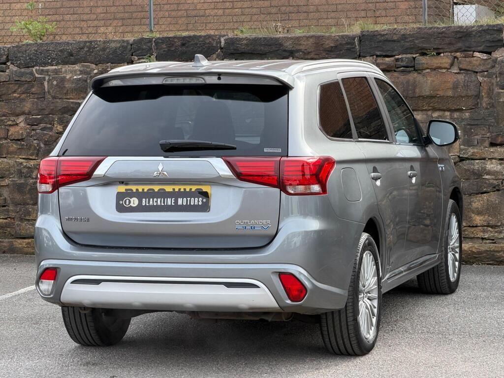 Mitsubishi Outlander view 7
