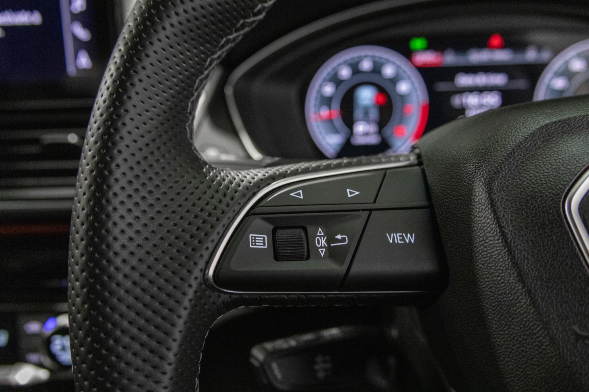 Audi Q5 view 31
