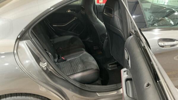 Mercedes-Benz Cla view 6