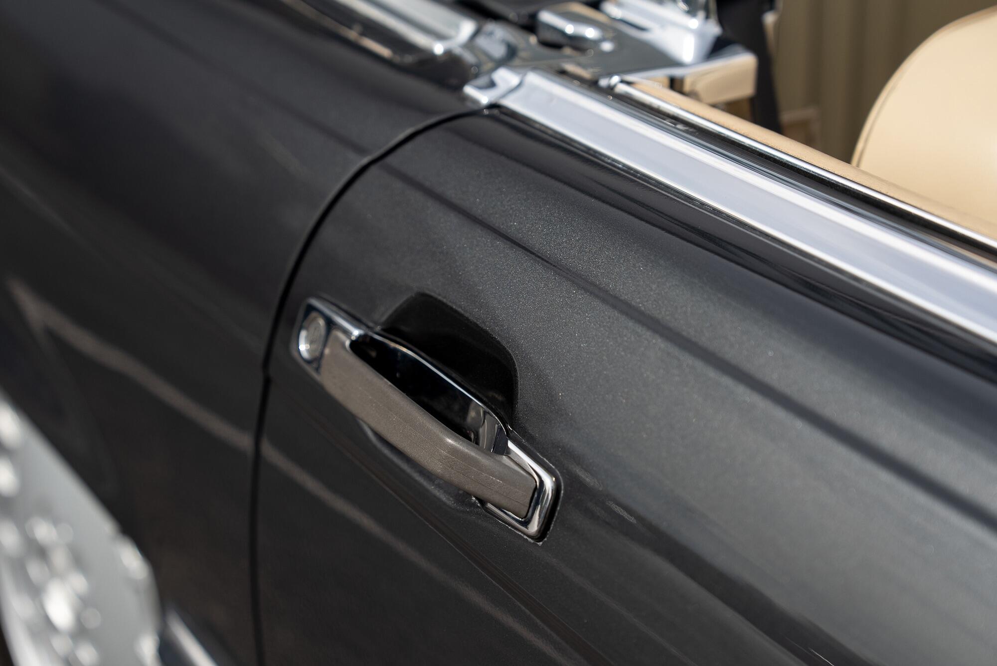 Mercedes-Benz 500 SL view 59