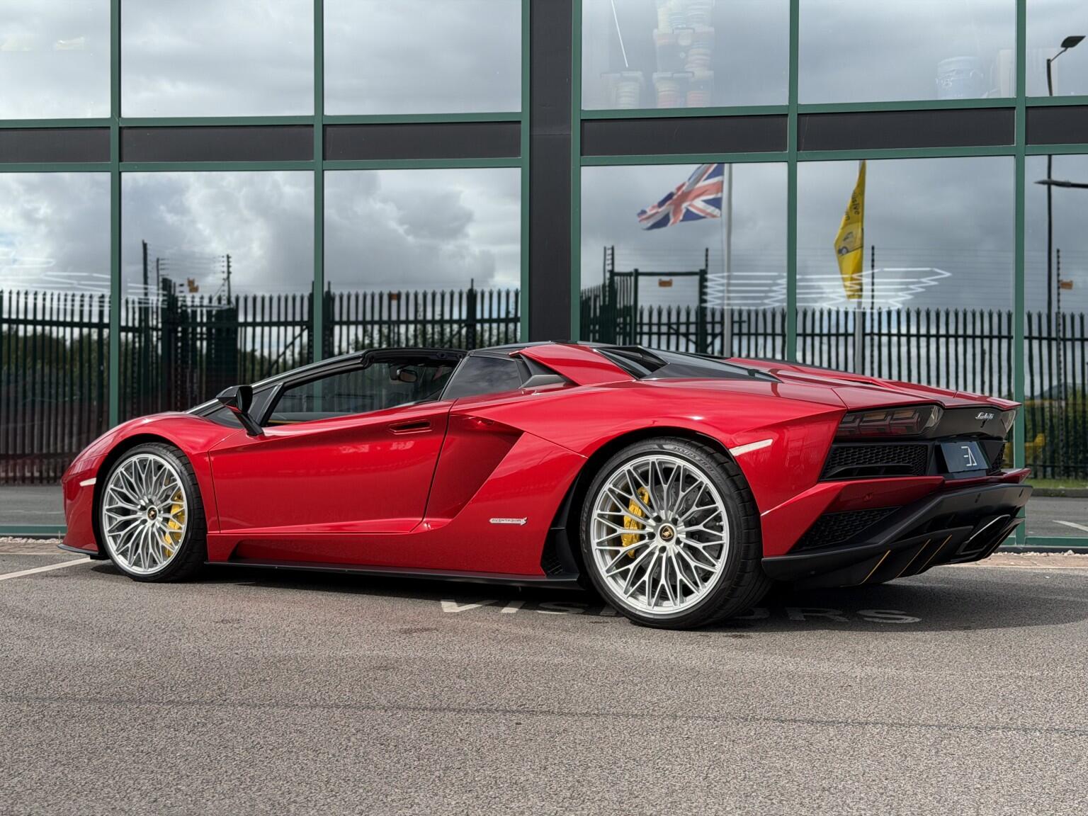 Lamborghini Aventador view 36