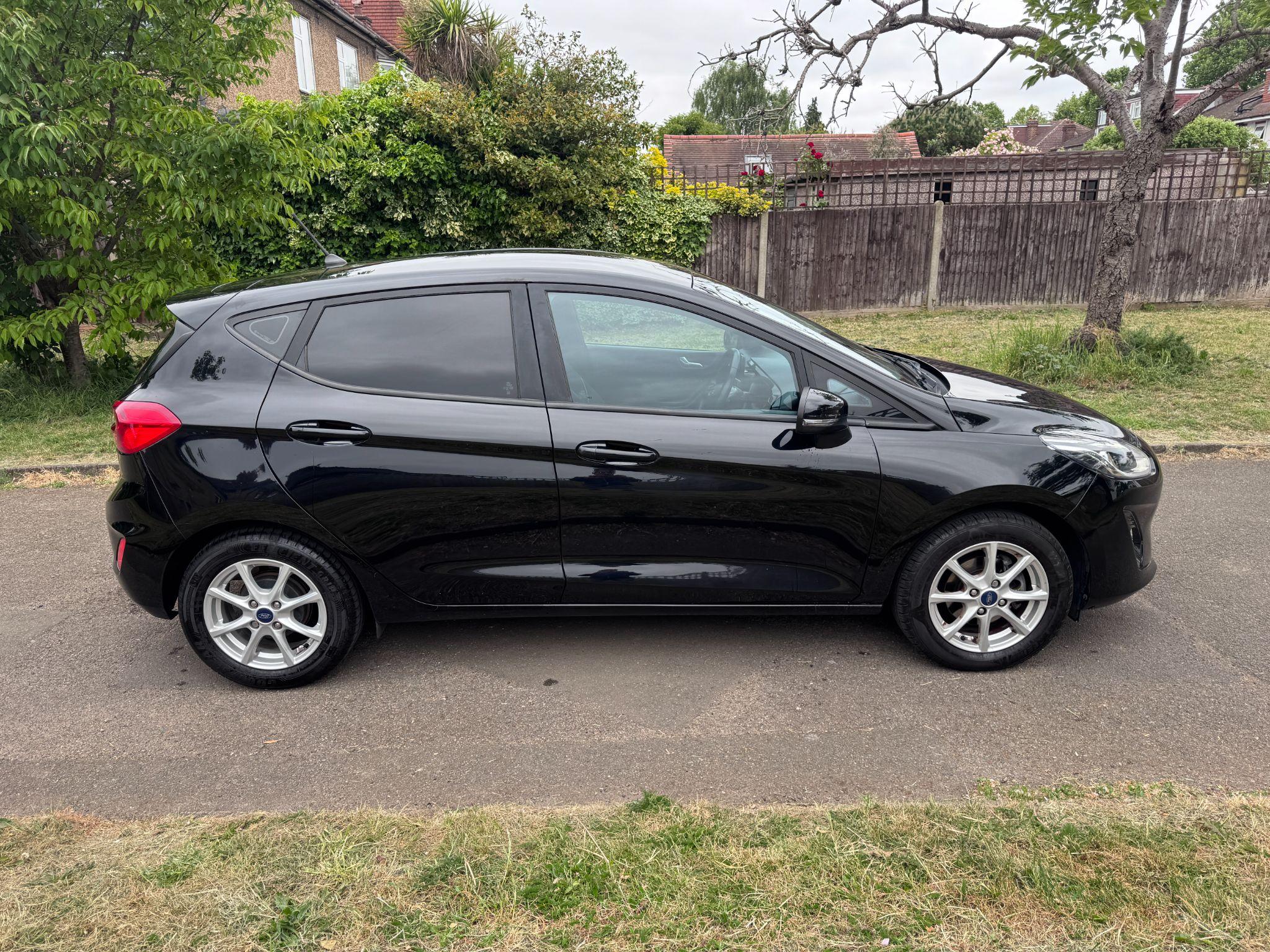 2018 Ford Fiesta image 6