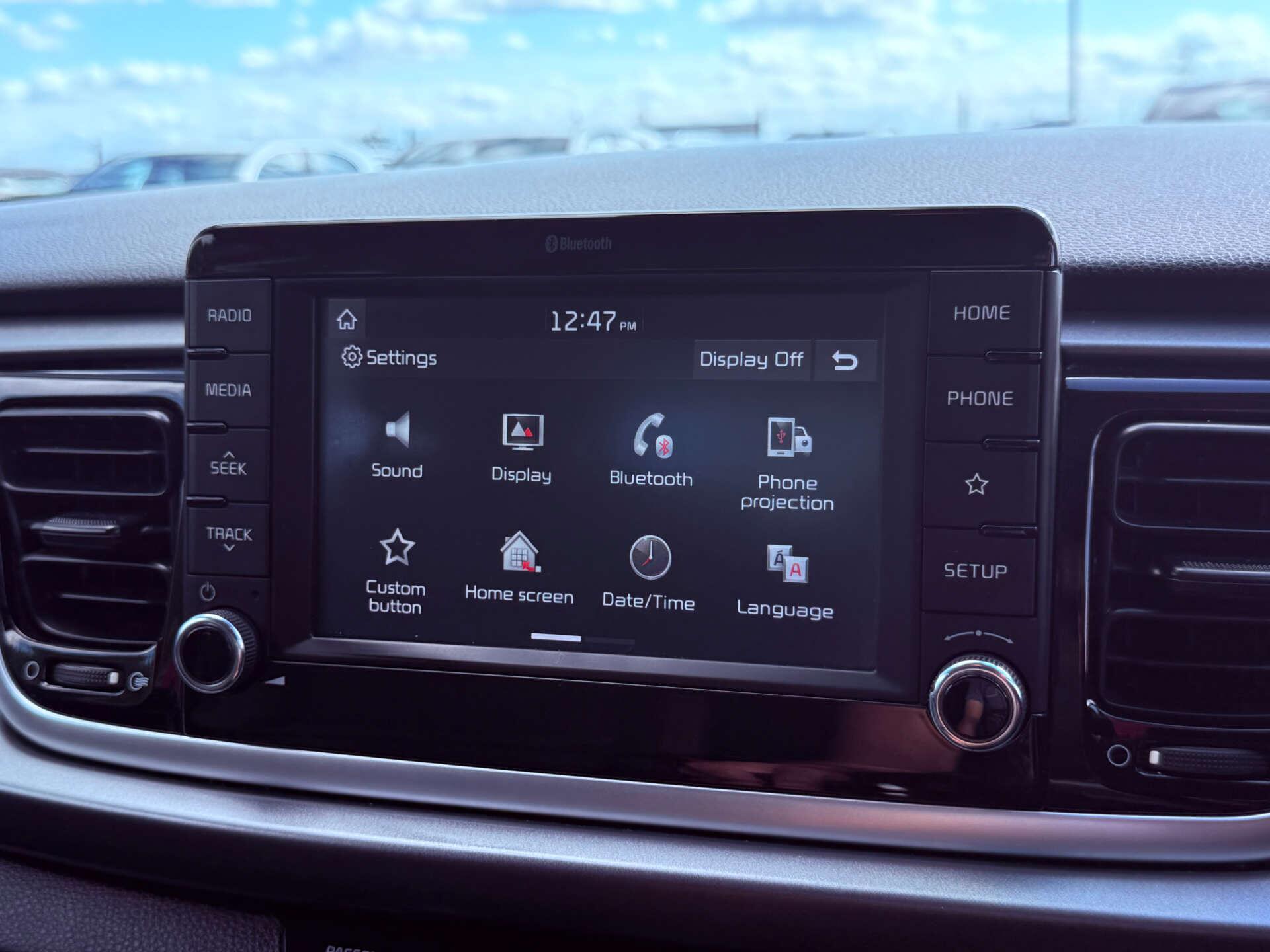 Kia Rio view 58