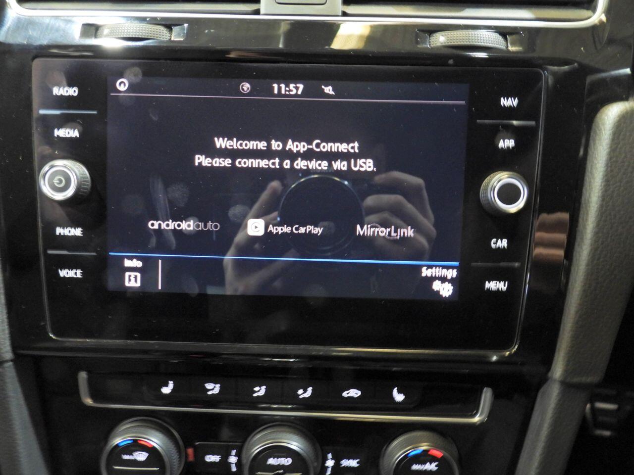 Volkswagen Golf view 28