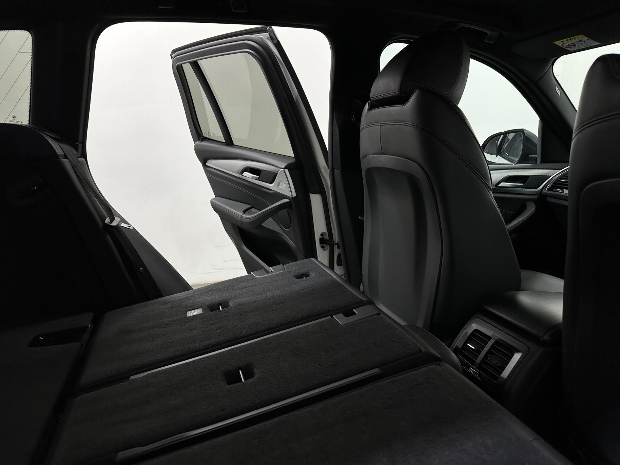 BMW X3 view 46