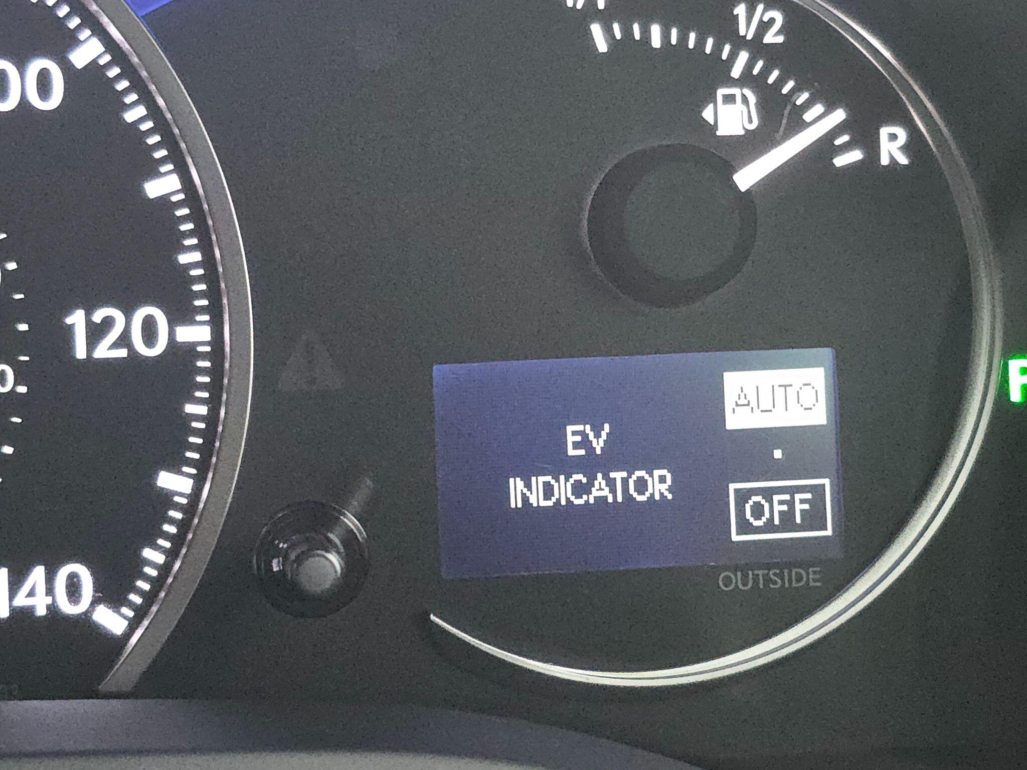 2015 Lexus CT image 76
