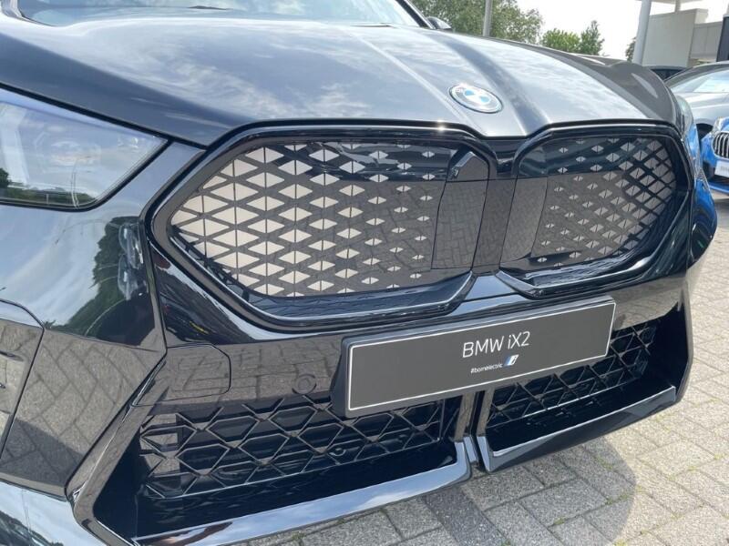 BMW iX2 view 38