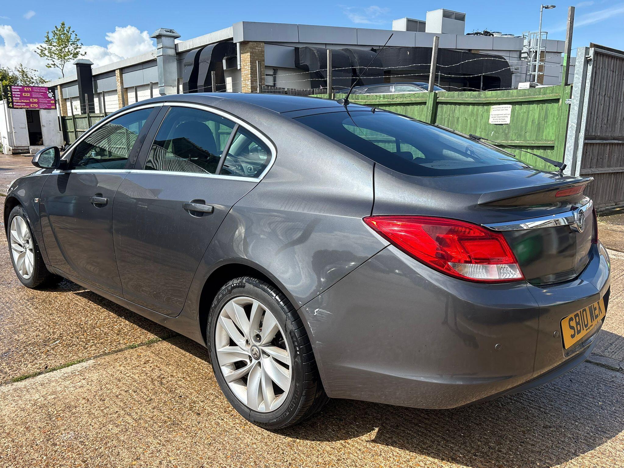 Vauxhall Insignia view 5