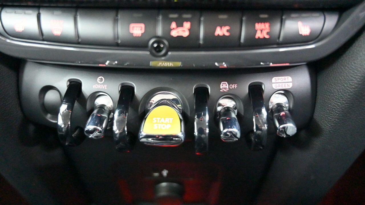MINI Countryman view 30
