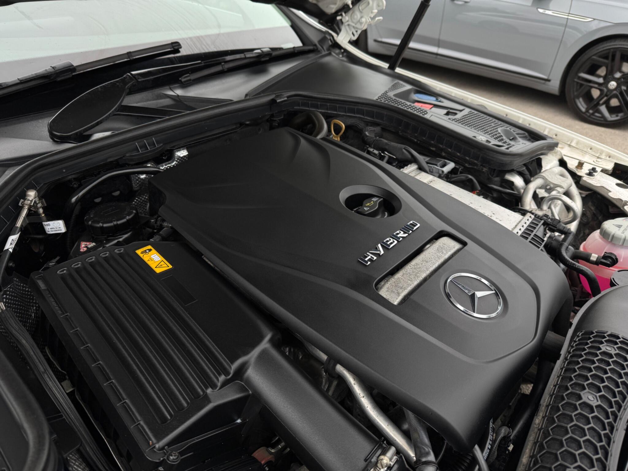 Mercedes-Benz C-Class view 80