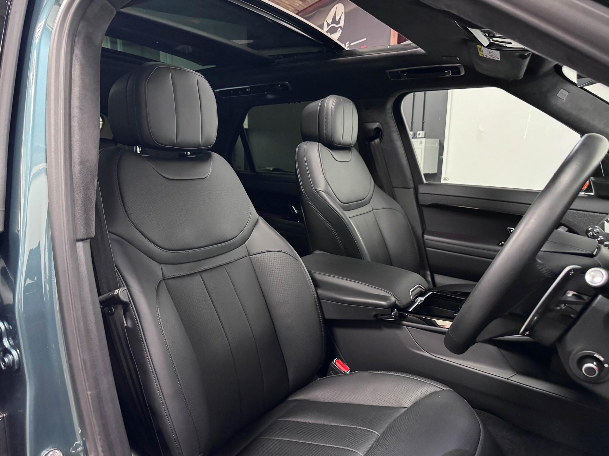 Land Rover Range Rover Sport view 31