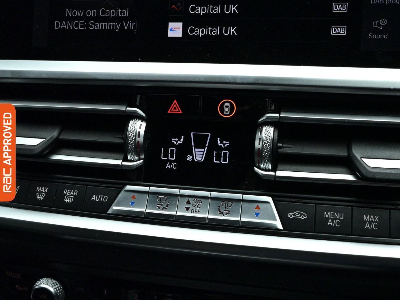 BMW 3 Series view 17