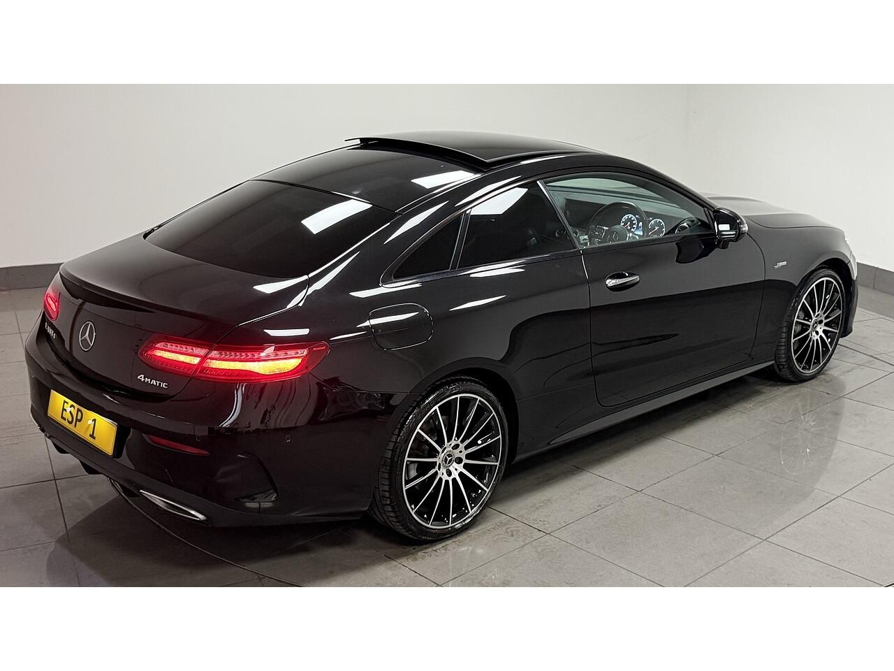 Mercedes-Benz E-Class view 13