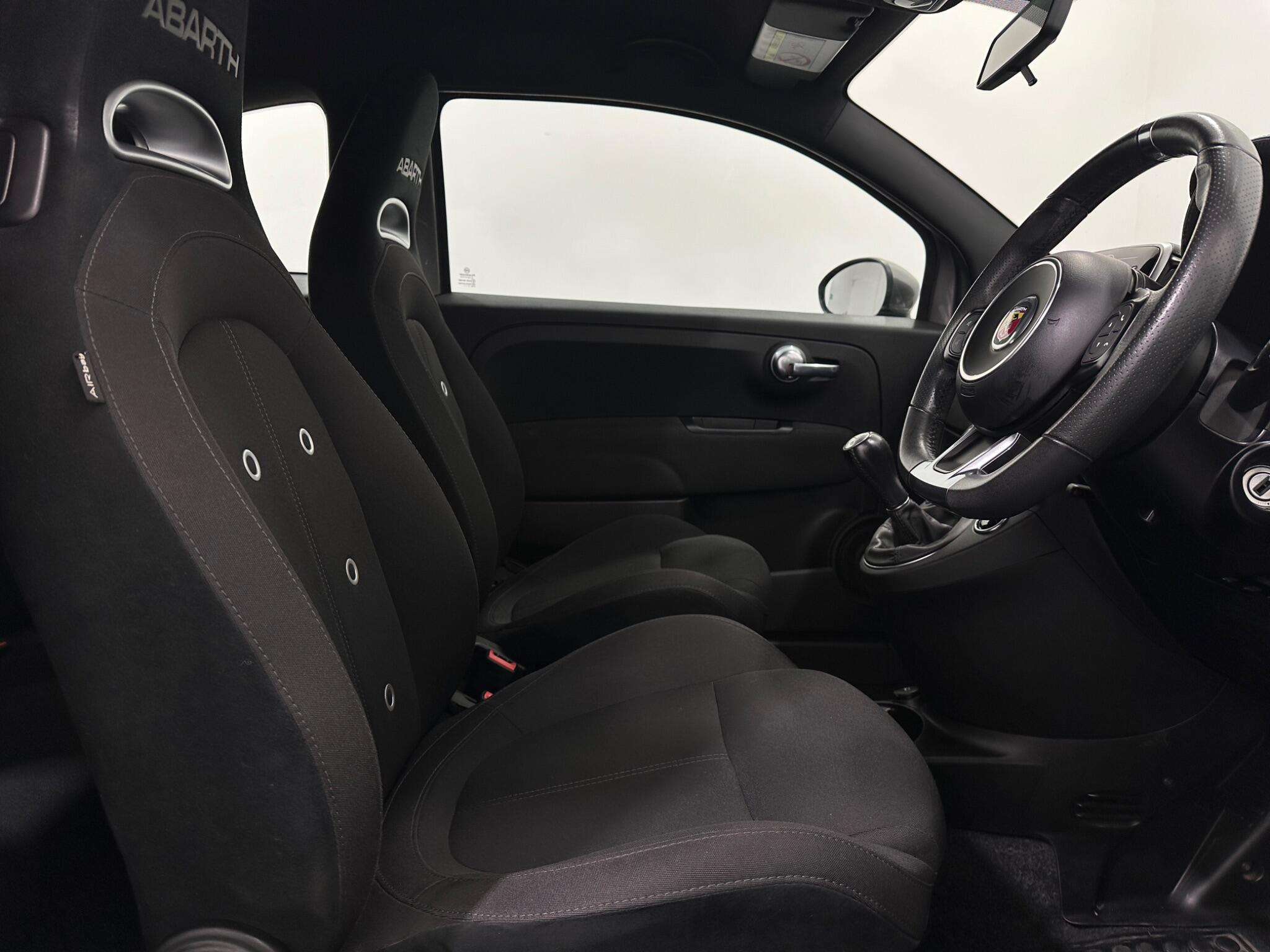 Abarth 595 view 27