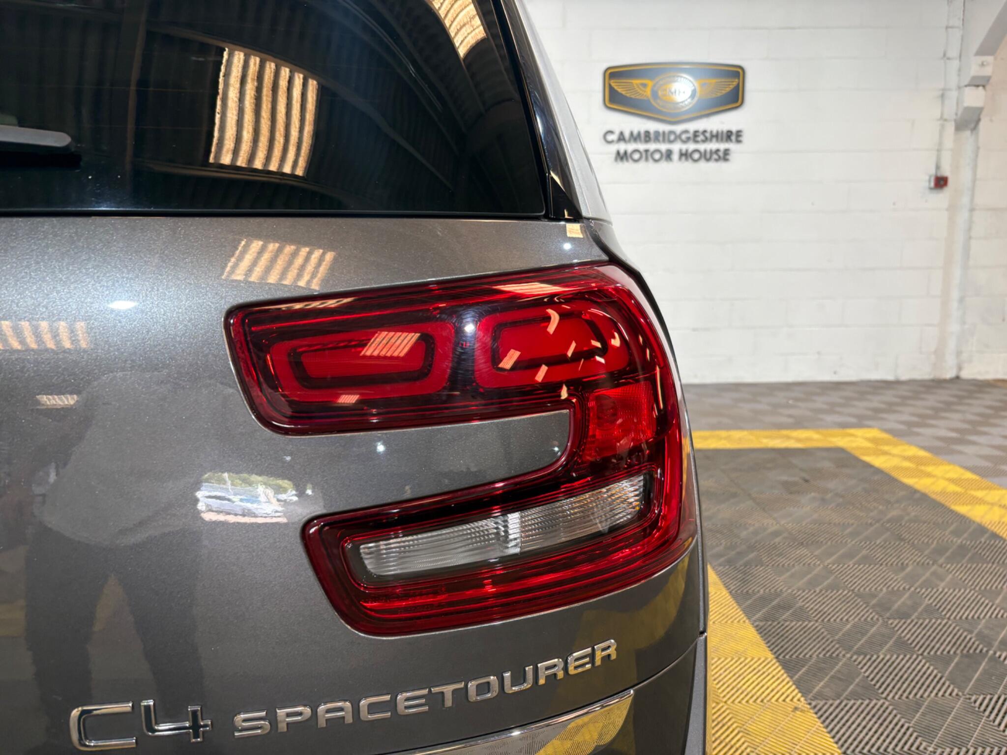 Citroen Grand C4 Spacetourer view 58