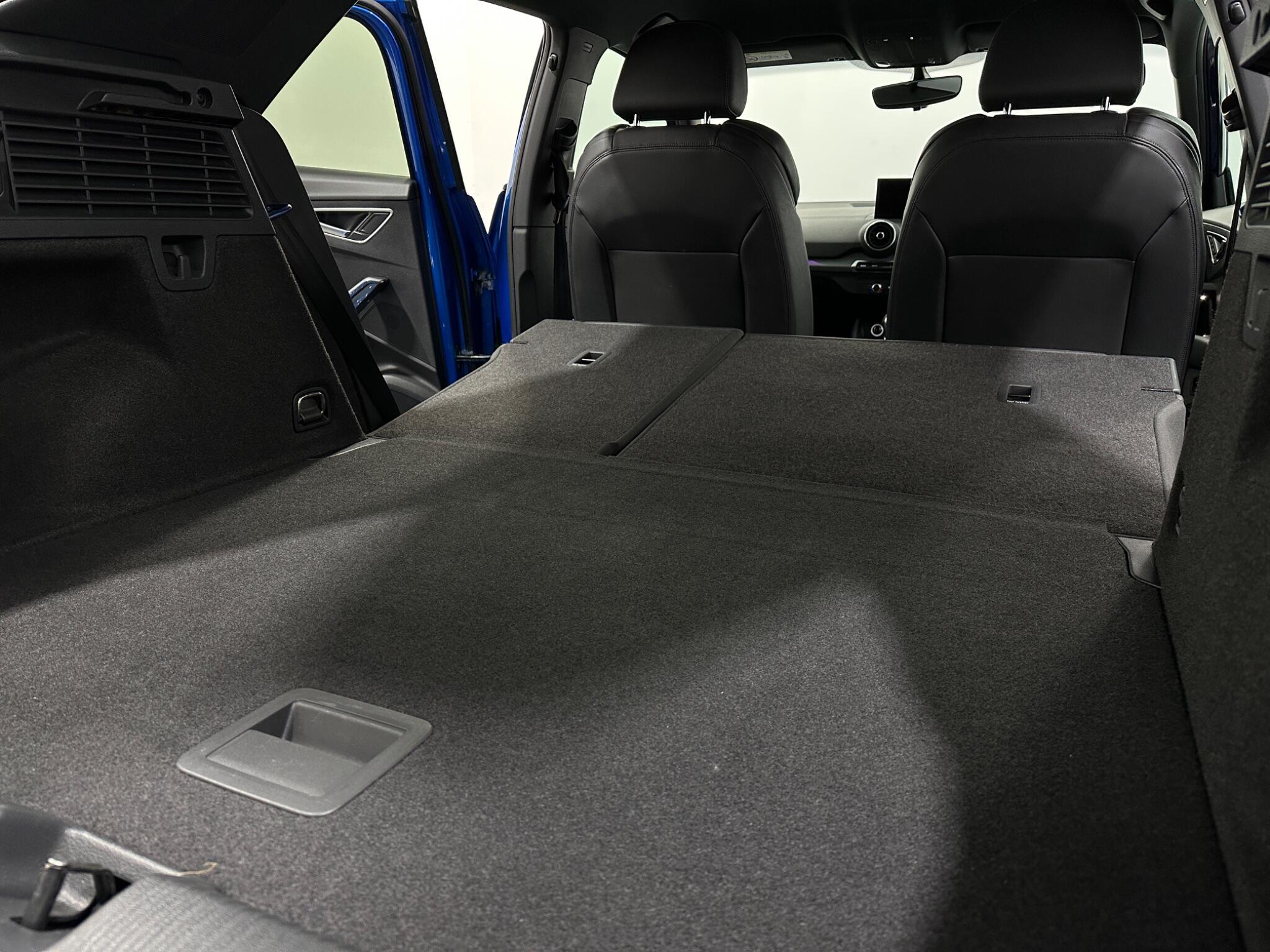 Audi Q2 view 45