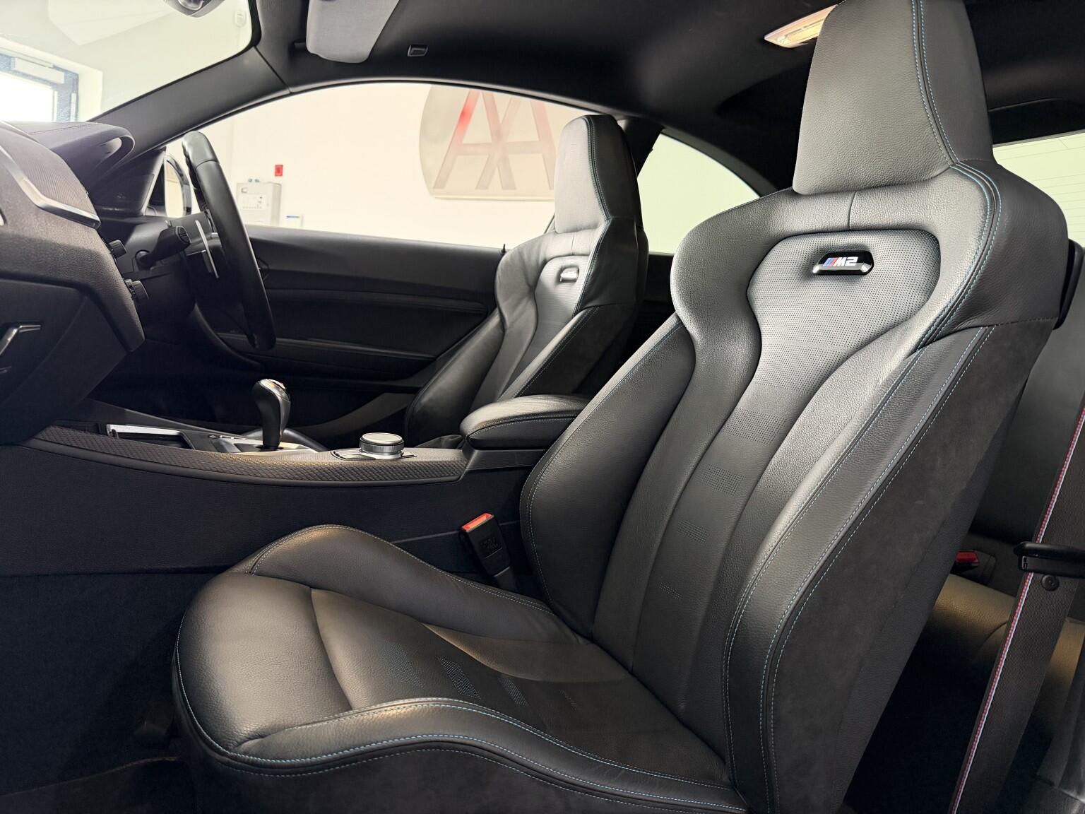 BMW M2 view 26