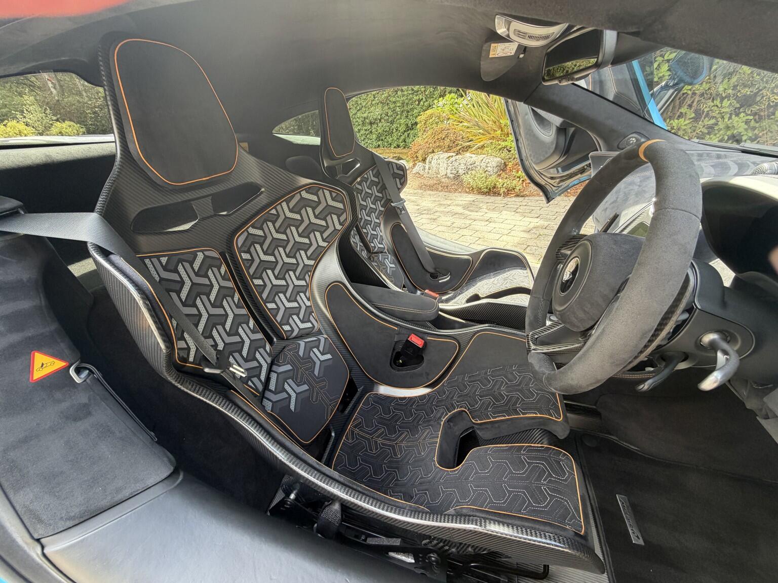 Mclaren 600LT view 22