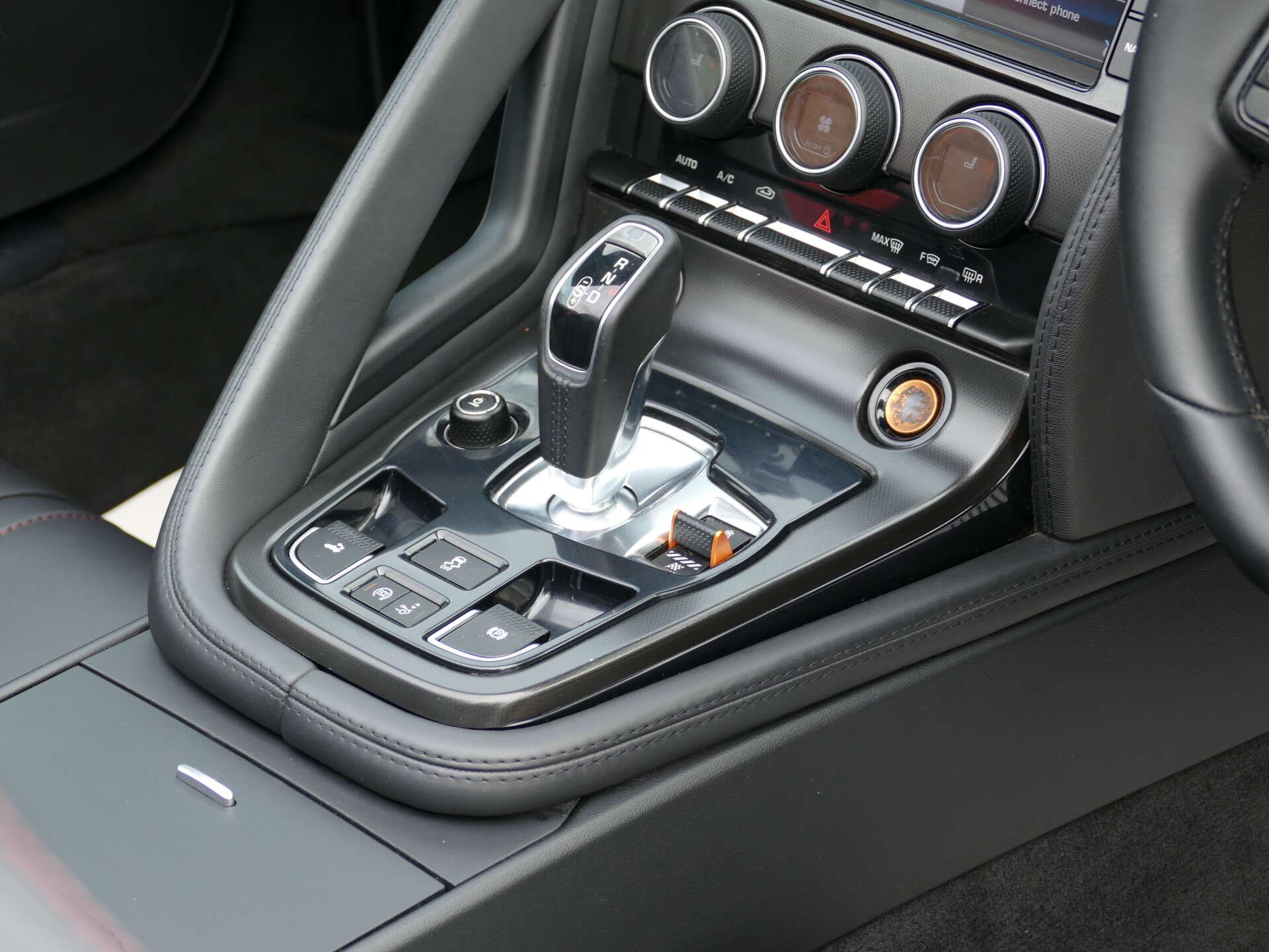 Jaguar F-Type view 31