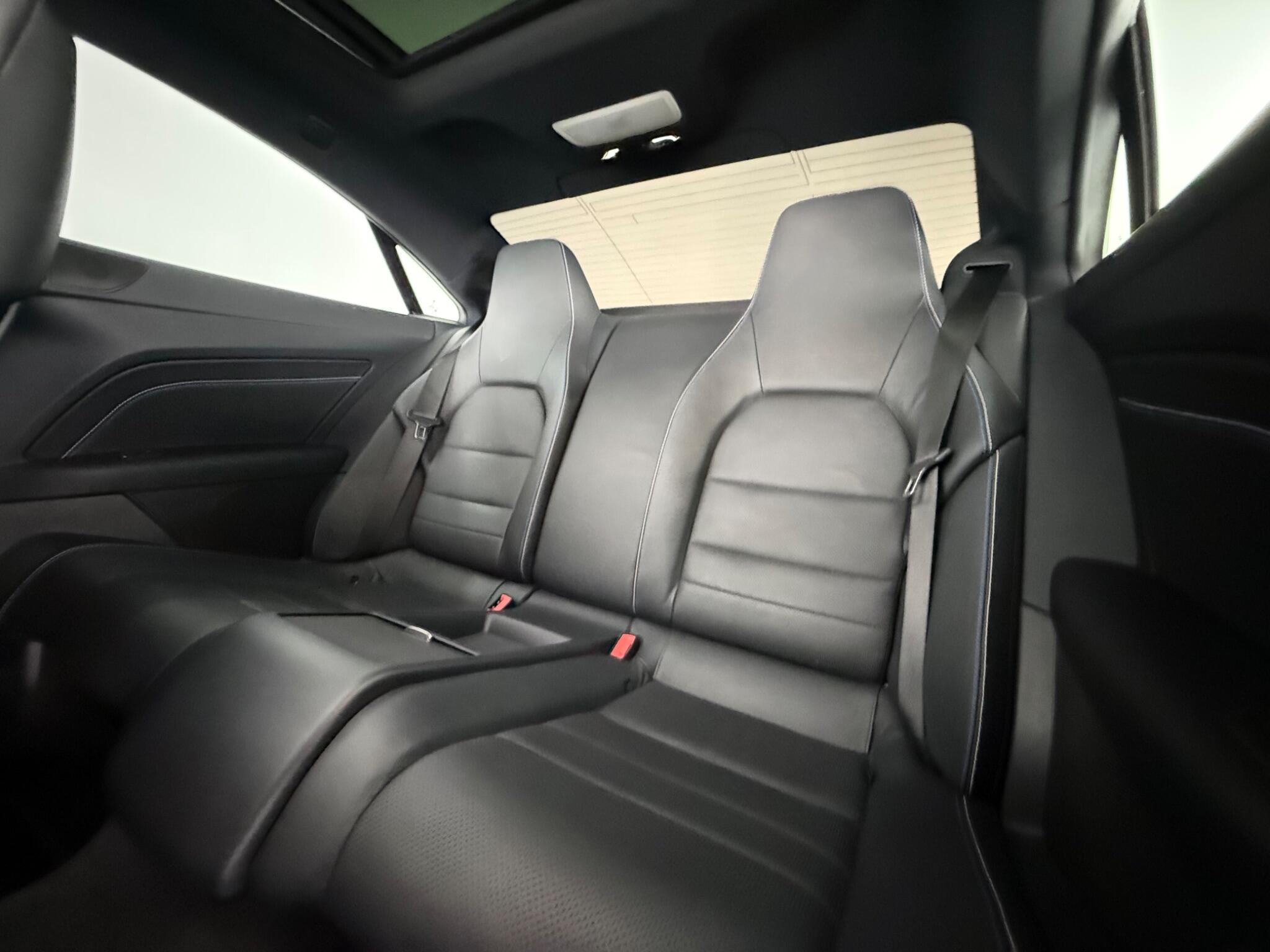 Mercedes-Benz E-Class view 31