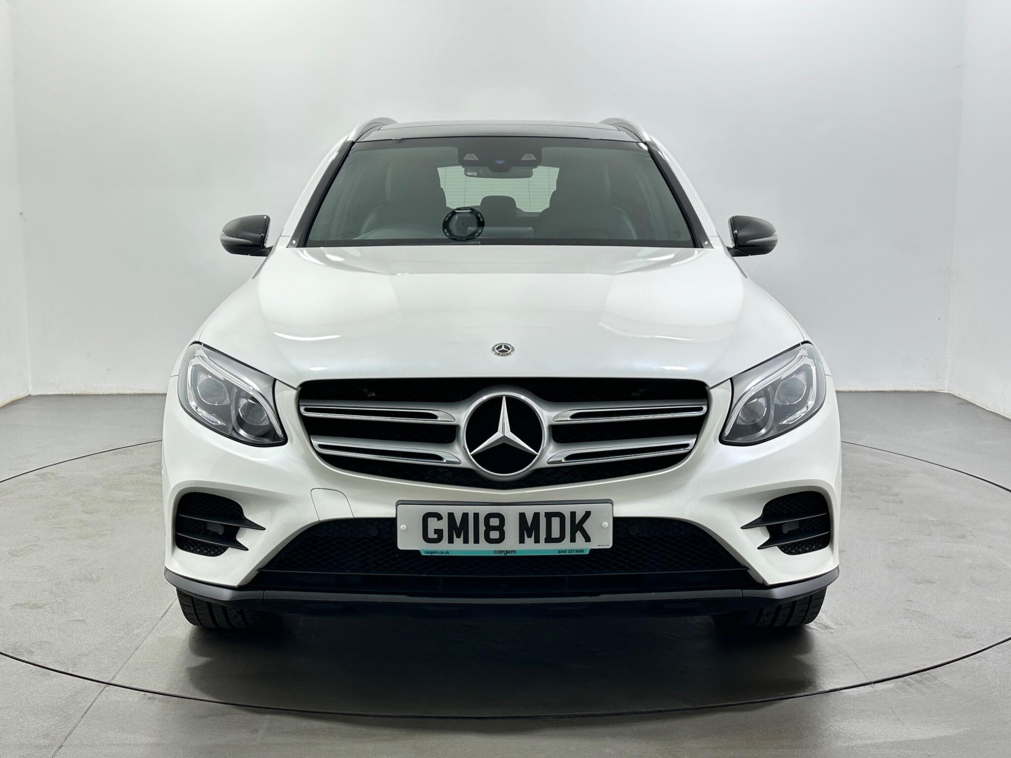 Mercedes-Benz GLC view 3