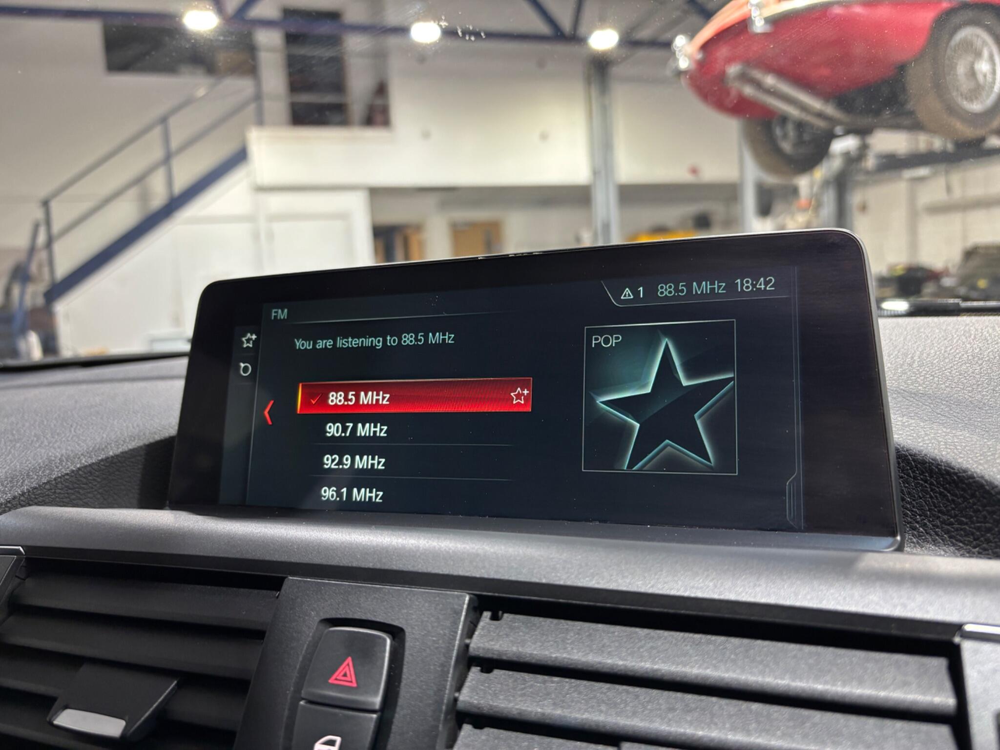 BMW 1 Series view 49