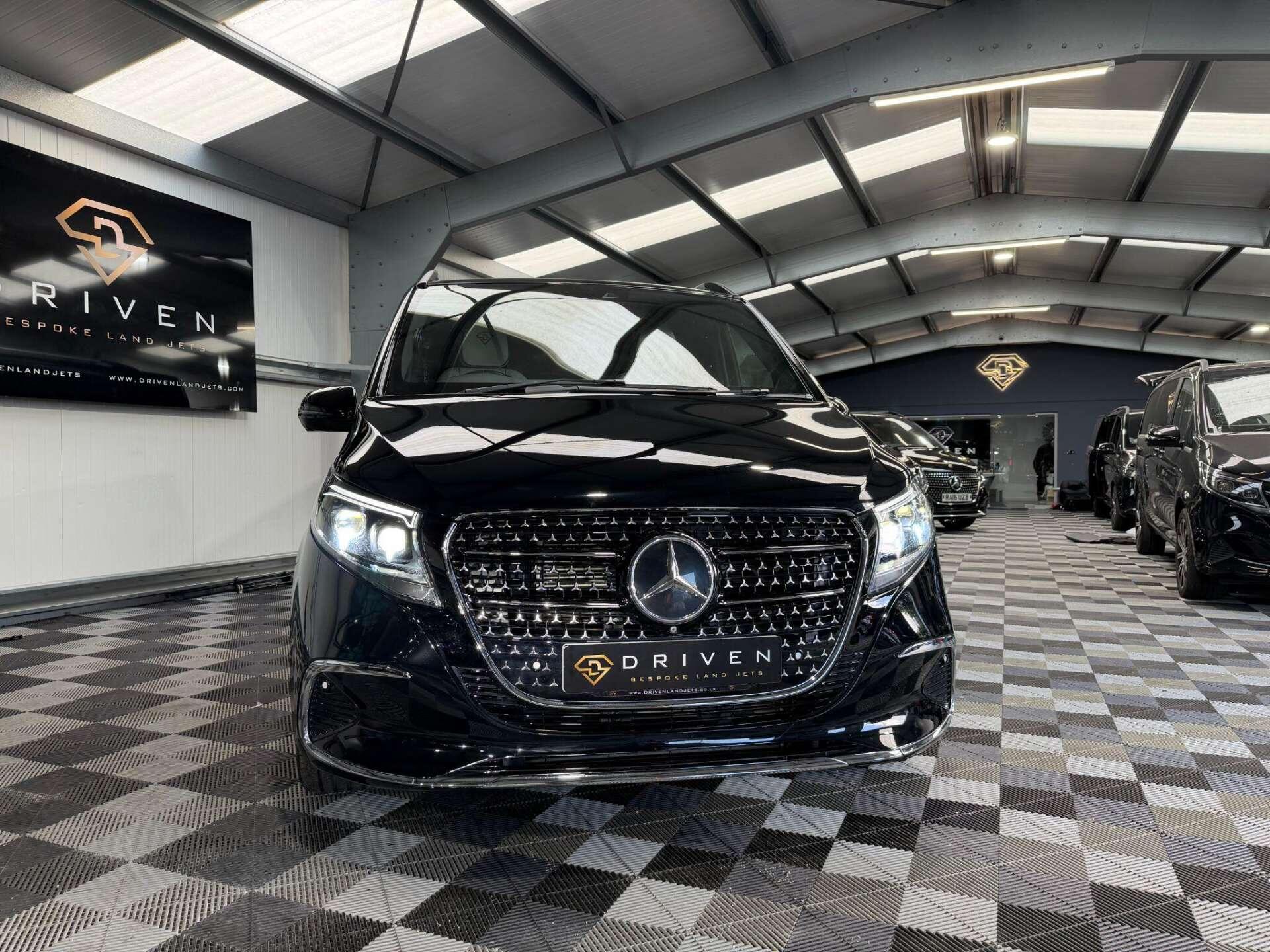 Mercedes-Benz V Class view 60